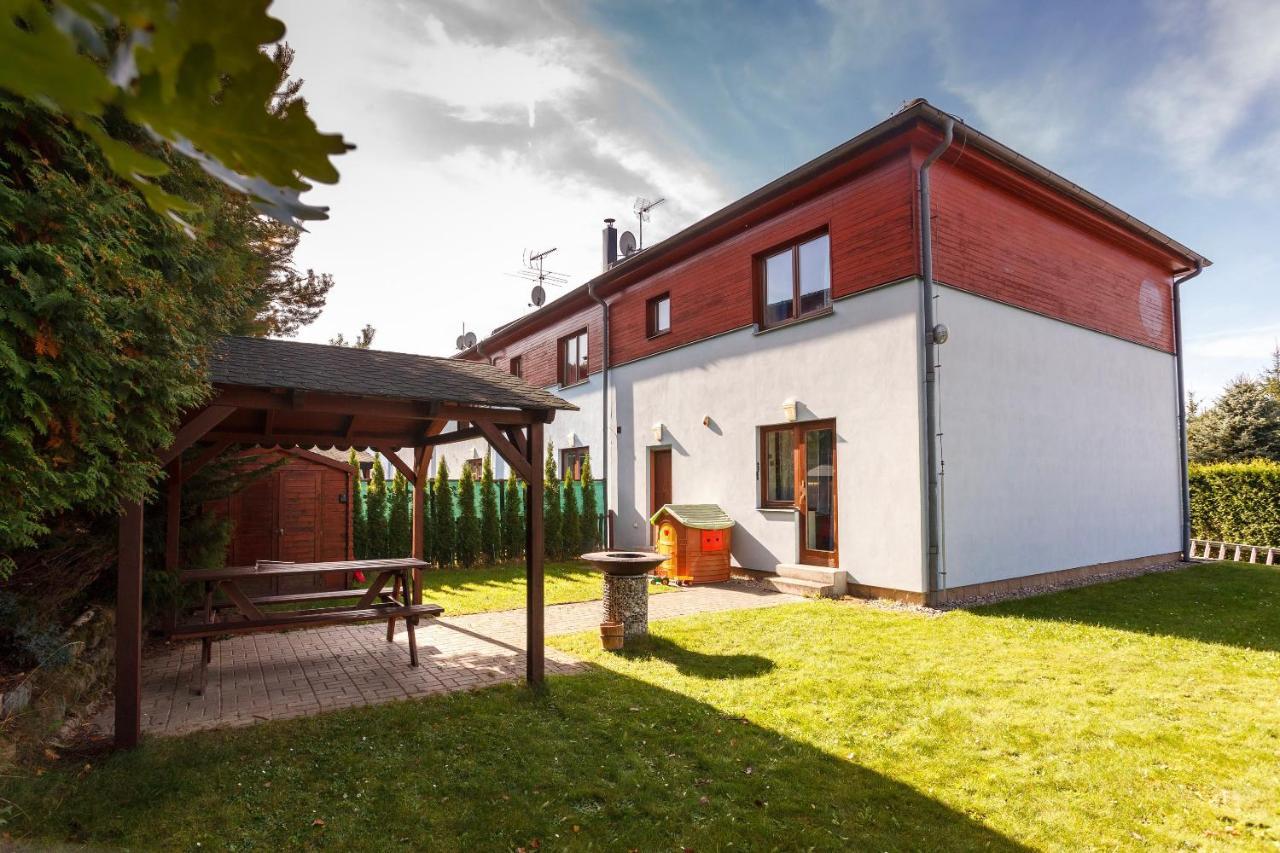 Vila Kubik Lipno Lipno nad Vltavou Exterior photo